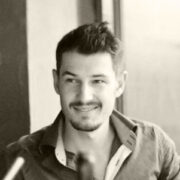 Виктор Джин